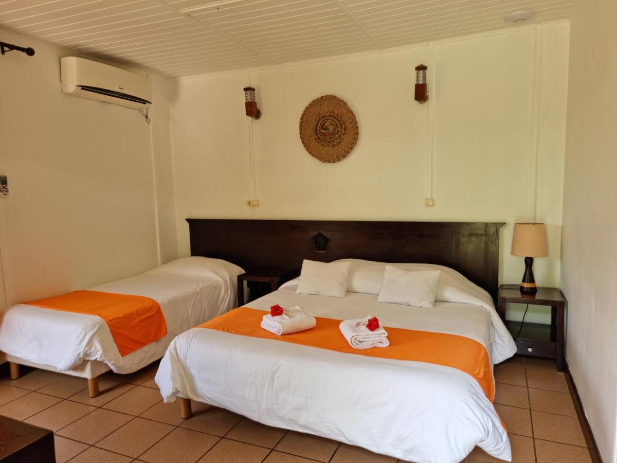 Hotel Oasis de Kiamu Lifou Exterior foto